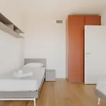 Guesthost - Modern Terrace Flat Lambrate Daire *
