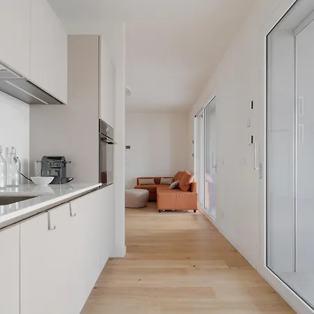 Daire Guesthost - Modern Terrace Flat Lambrate